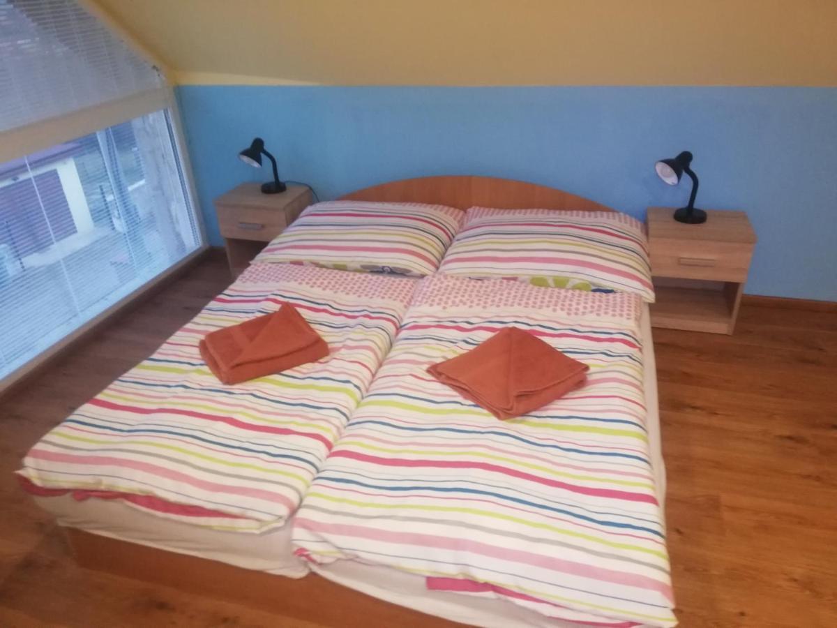 Apartamento privát femamki Licartovce Exterior foto