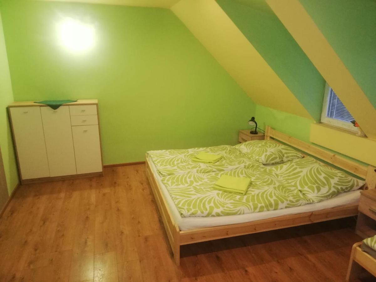 Apartamento privát femamki Licartovce Exterior foto